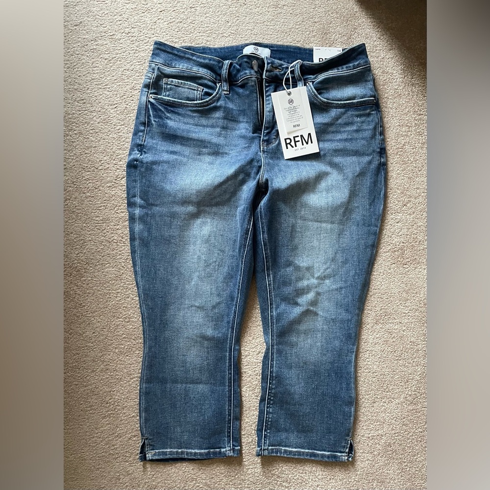 Women's Blue Capri slim leg 14w